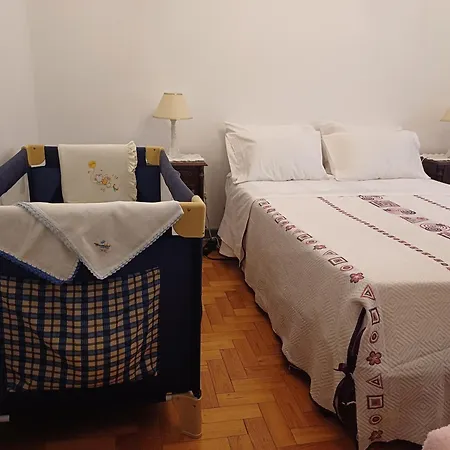 לינה וארוחת בוקר Casa Da Tia Lena קוימברה